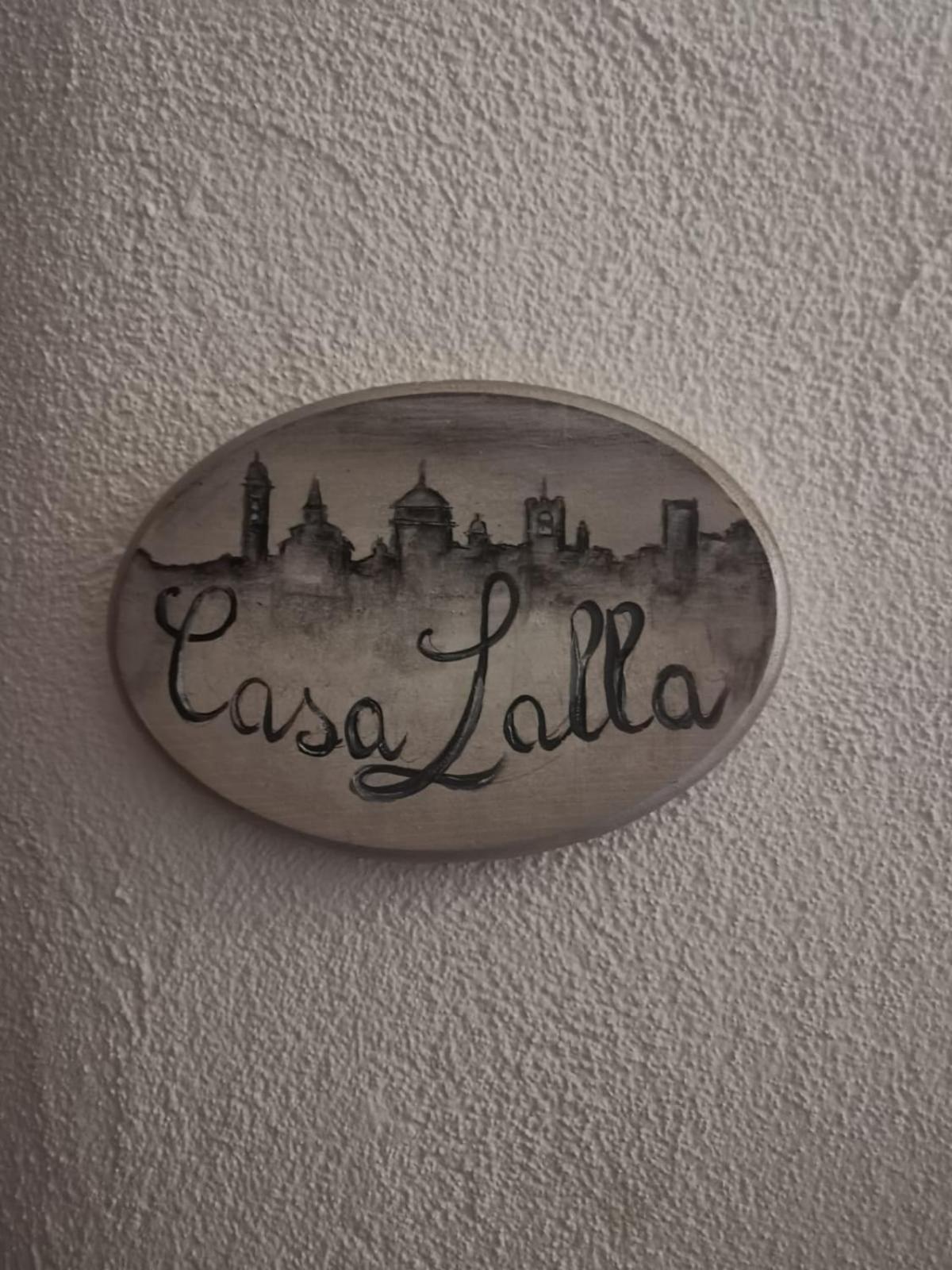 Casa Lalla In Centro Storico A Bergamo Eksteriør billede